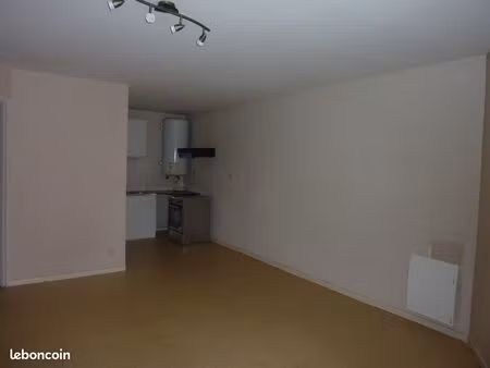 appartement t2 montaigu