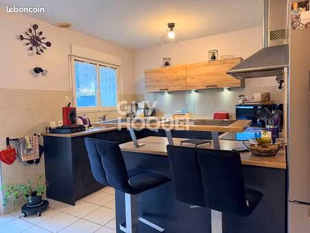 maison 5 pièces 104 m²