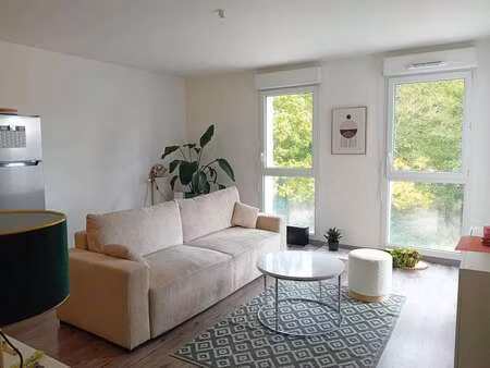 location appartement 3 pièces à nantes (44000) : à louer 3 pièces / 60m² nantes
