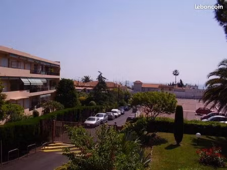 viager libre 2-3 p antibes bréguières