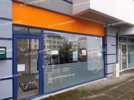 à louer - local professionnel - 98 m² - brest