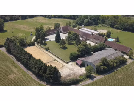 grande propriété de caractère un cadre naturel d'exception