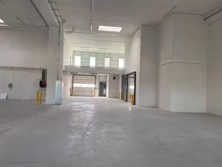 entrepôt de 525m²