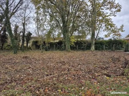 terrain 970 m² lesparre medoc