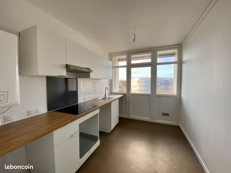 appartement 3 pièces 82 m²