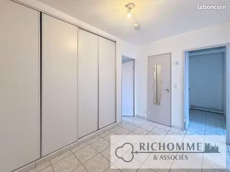 appartement 3 pièces 69 m²