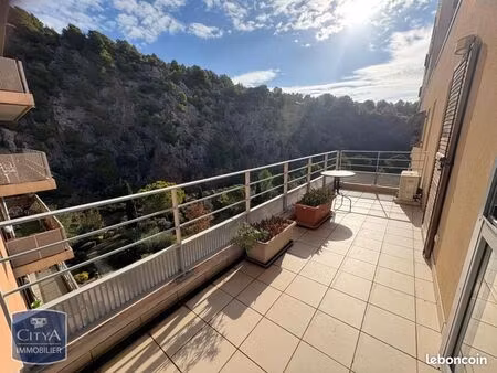 appartement 3 pièces 55 m²