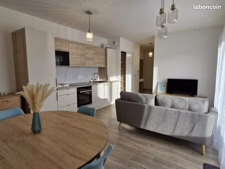 appartement 3 pièces 63 m²