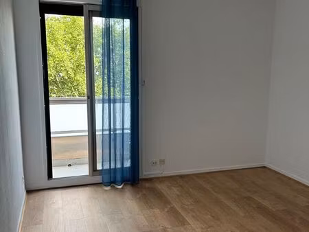 location studio 20m2
