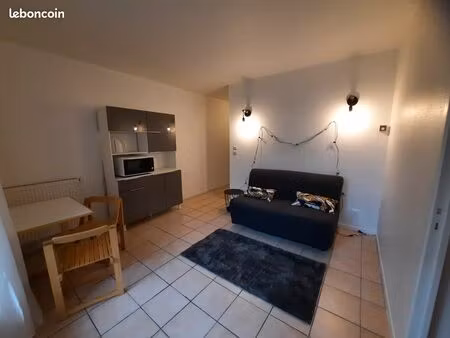 studio meublé 24m2 quartier saouzelong/saint agne