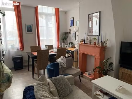 f2 situé dans le bas d’henriville