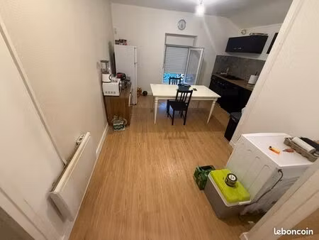 loue t3 à chavanoz (38230)