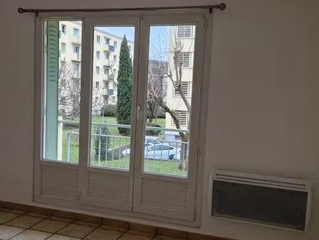 a louer f3 guilherand granges