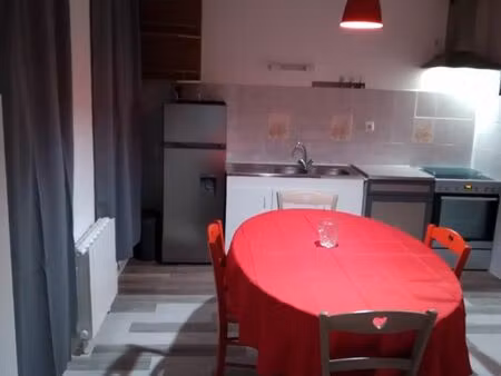 a louer t2 –appartement très propre et bien meublé 68 m2 - le puy notre dame