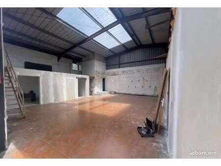 local commercial 150m2 frejus