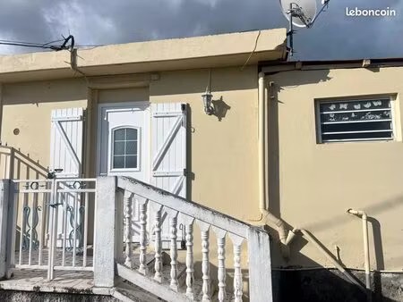 loue appartement 3 pièces saint-claude guadeloupe