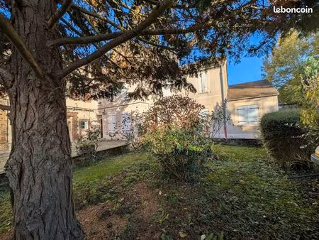 appartement dans residence proche centre ville