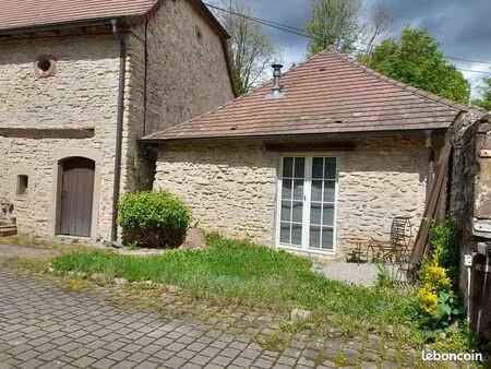 maison 2 pièces 65 m²