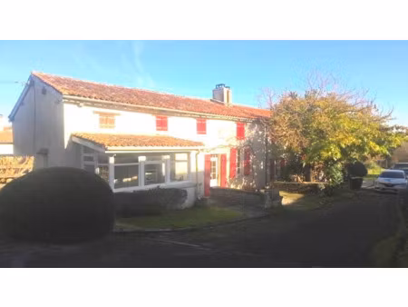 vente maison piscine à poullignac (16190) : à vendre piscine / 284m² poullignac