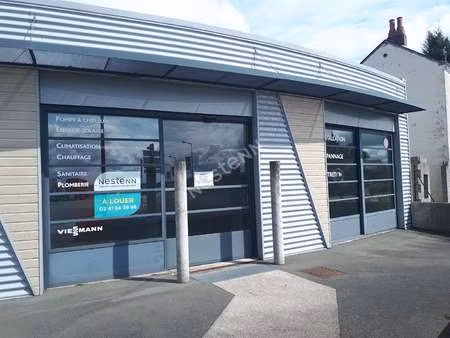 location bureaux et commerces à baugé (49150) : à louer / 250m² baugé