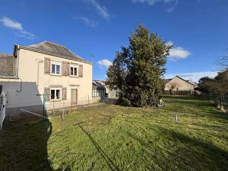 vente maison à ballots (53350) : à vendre / 110m² ballots