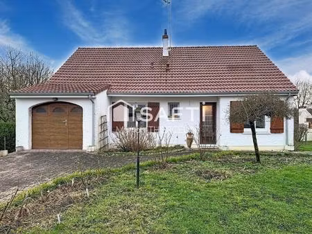 maison de plain-pied avec 3 chambres et garage attenant