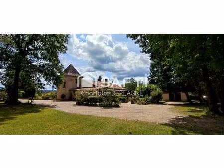 belle propriété d'environ 6000m²