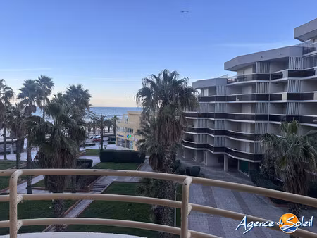 superbe t3 traversant vue mer