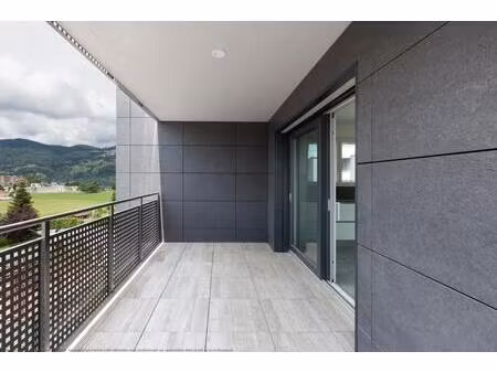 ** magnifique 3 pièces avec balcon   idéalement situé