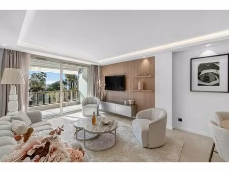 vente appartement de luxe cannes 3 pièces 85 m² <meta name="description" content="cannes c
