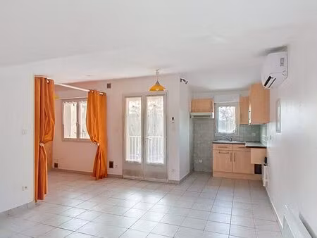 appartement t1 climatisé avec balcon