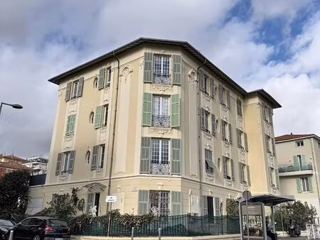 2 pièces à louer - nice poetes