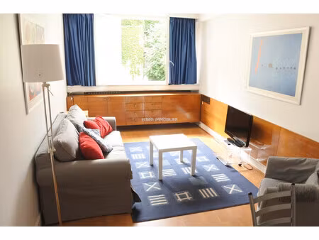 grand studio meublé