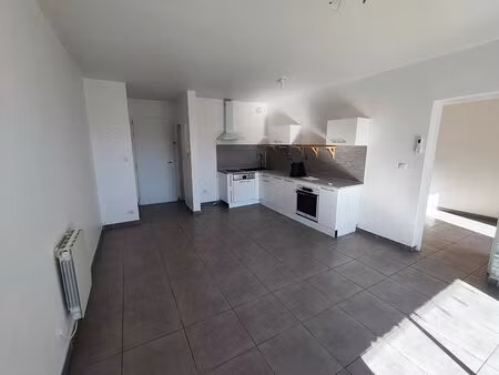 appartement 2 pièces 41 m² à louer martigues 13500 ? | era immobilier