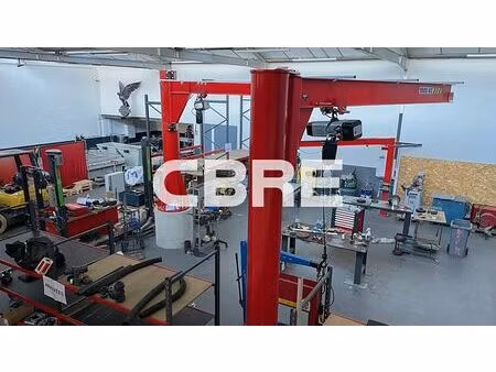 location local d'activités st laurent du var 1 330 m²