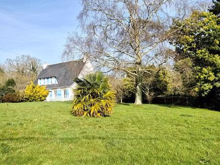 belle propriété dans le morbihan - 6 pièces - 162 m2 - terrain 17 500 m2 -5 min de cléguer