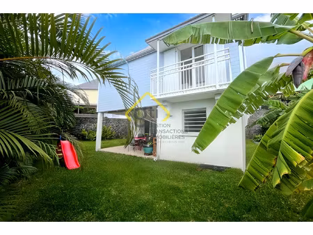 maison f4 à vendre à la possession (ravine à malheur) vue