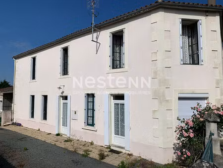 maison en pierre 3 chambres de 180 m² habitables au coeur du village du langon