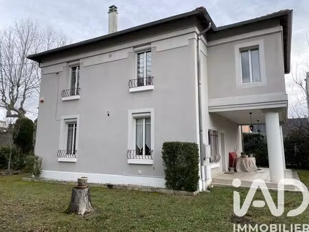 annonce vente maison 7 pièces de 163m2 à privas (07000) - paruvendu.fr ref 992784760731