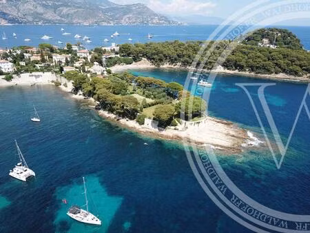 hôtel avec permis de construire pour transformer en hôtel de luxe 5 étoiles