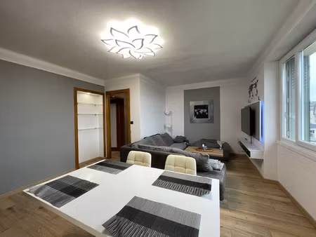 location appartement 4 pièces 70m² baraqueville 12160