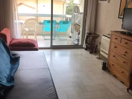 location appartement 2 pièces 45 m² à cannes (06400)