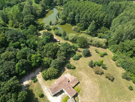 maison 11 pièces 322 m² à vendre / acheter valence-en-poitou 86700 ? | era immobilier