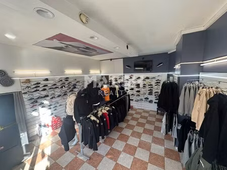 location local commercial 70m²