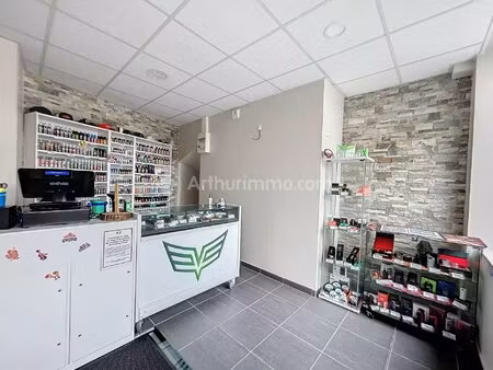 location local commercial 30m² clermont ferrand 63000