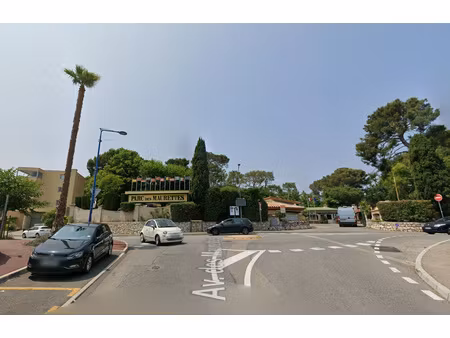 achat parking villeneuve loubet 06270