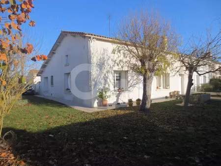 vente maison 4 pièces 101 m² à sablonceaux (17600)  148 400 €