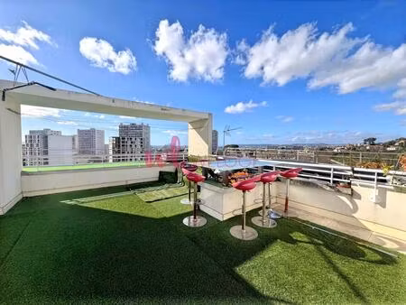 magnifique t5 en toit terrasse et 2 places de parking