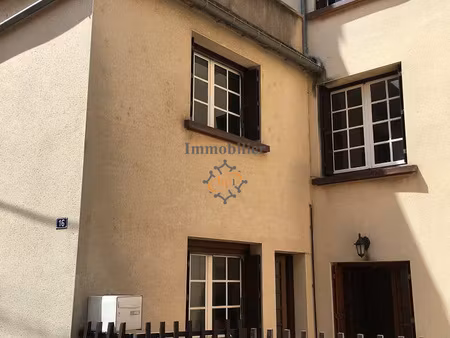 location maison avec cour et terrasse  camares