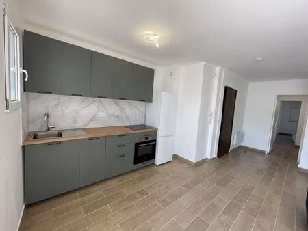 location appartement 2 pièces 45 m² à marseille 10 (13010)